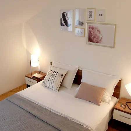 Apartment Marjan Hill - Close To Center & Garage Split