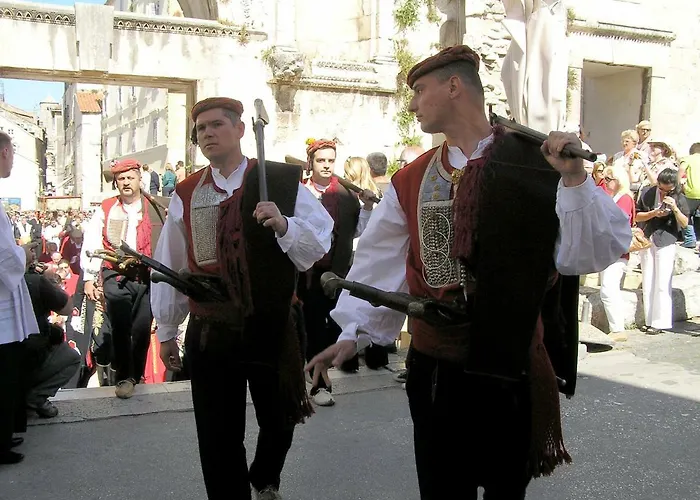 アパート Marjan Hill - Close To Center & Garage スプリト