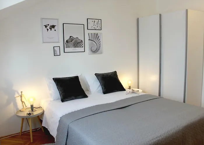 アパート Marjan Hill - Close To Center & Garage スプリト