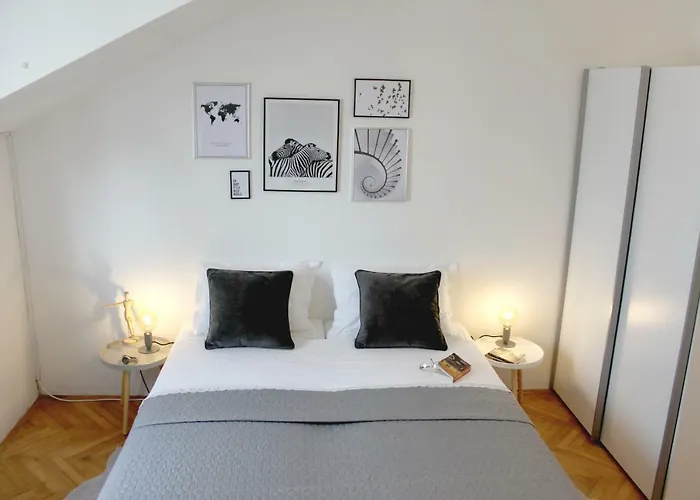 アパート Marjan Hill - Close To Center & Garage スプリト